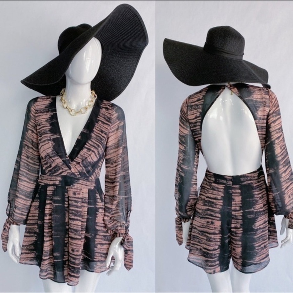 MEEK RUBI ROMPER black long sleeve SIZE SMALL NWOT